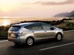 Toyota Prius MPV Alfa Touring Selection 2011 года